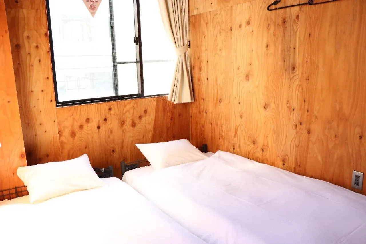 Albergue Focus Kuramae Tokio 0*,  Japón